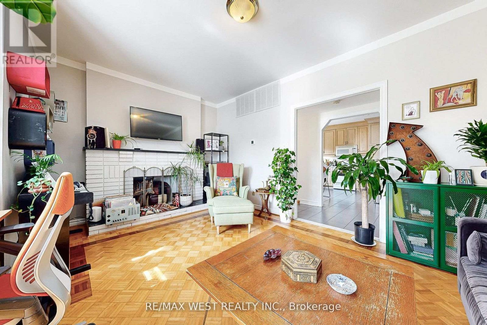52 HEYDON PARK ROAD