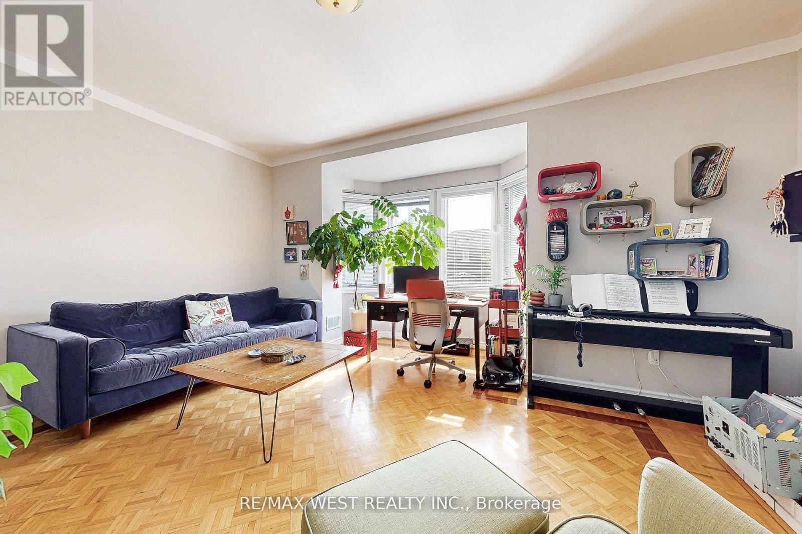52 HEYDON PARK ROAD