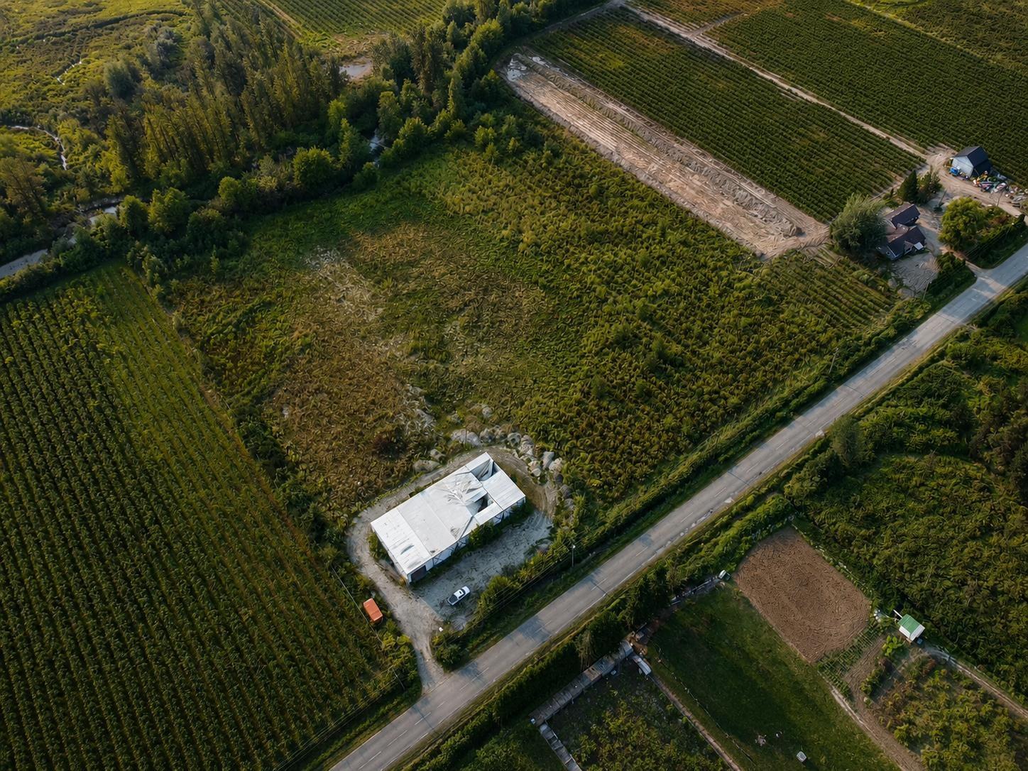 11185 FARMS ROAD
