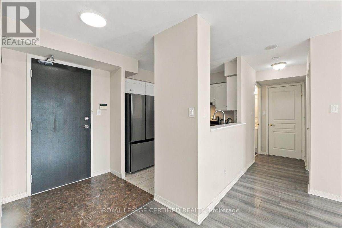 606 - 29 NORTHERN HEIGHTS