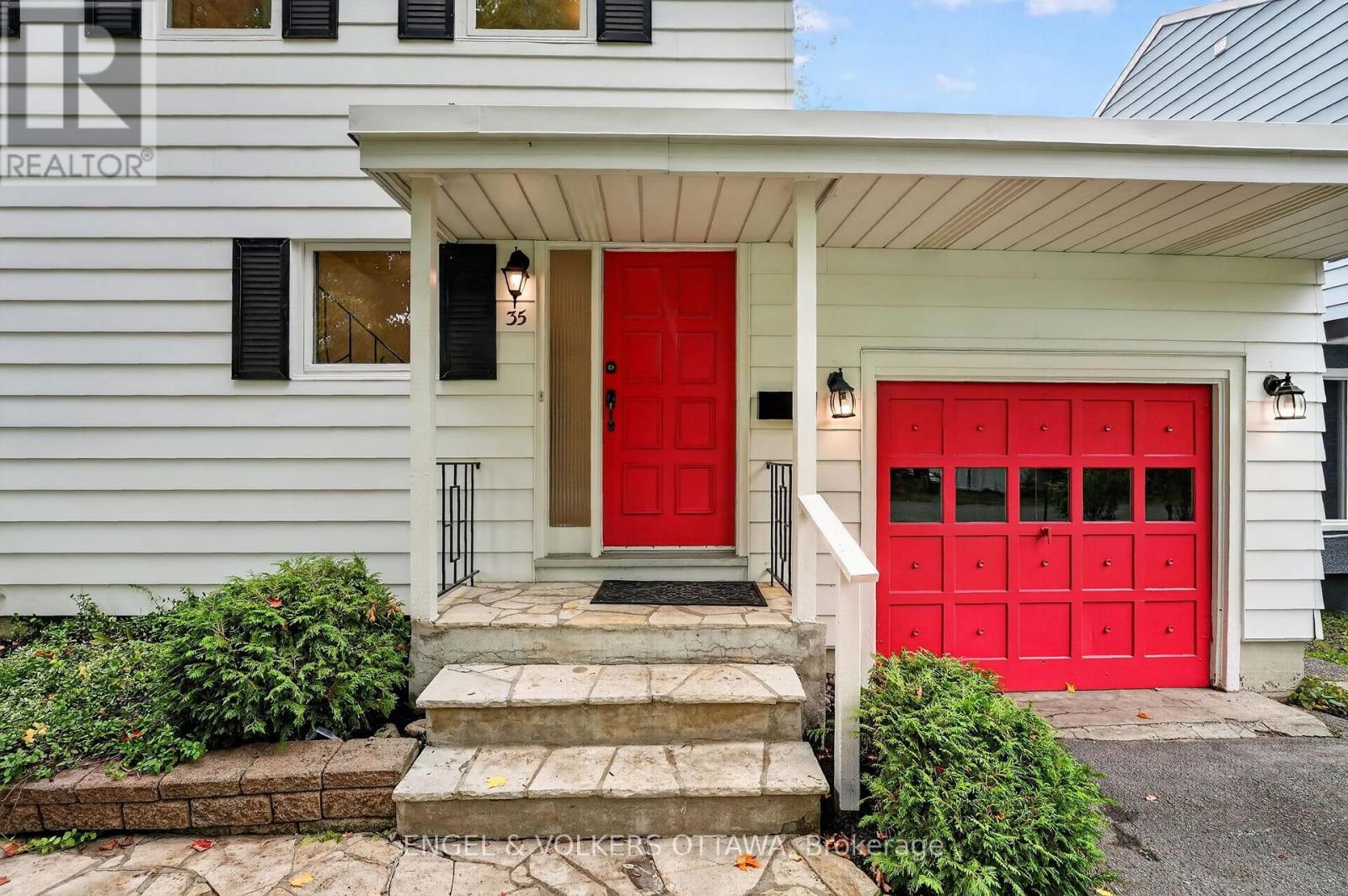 35 BEDFORD CRESCENT