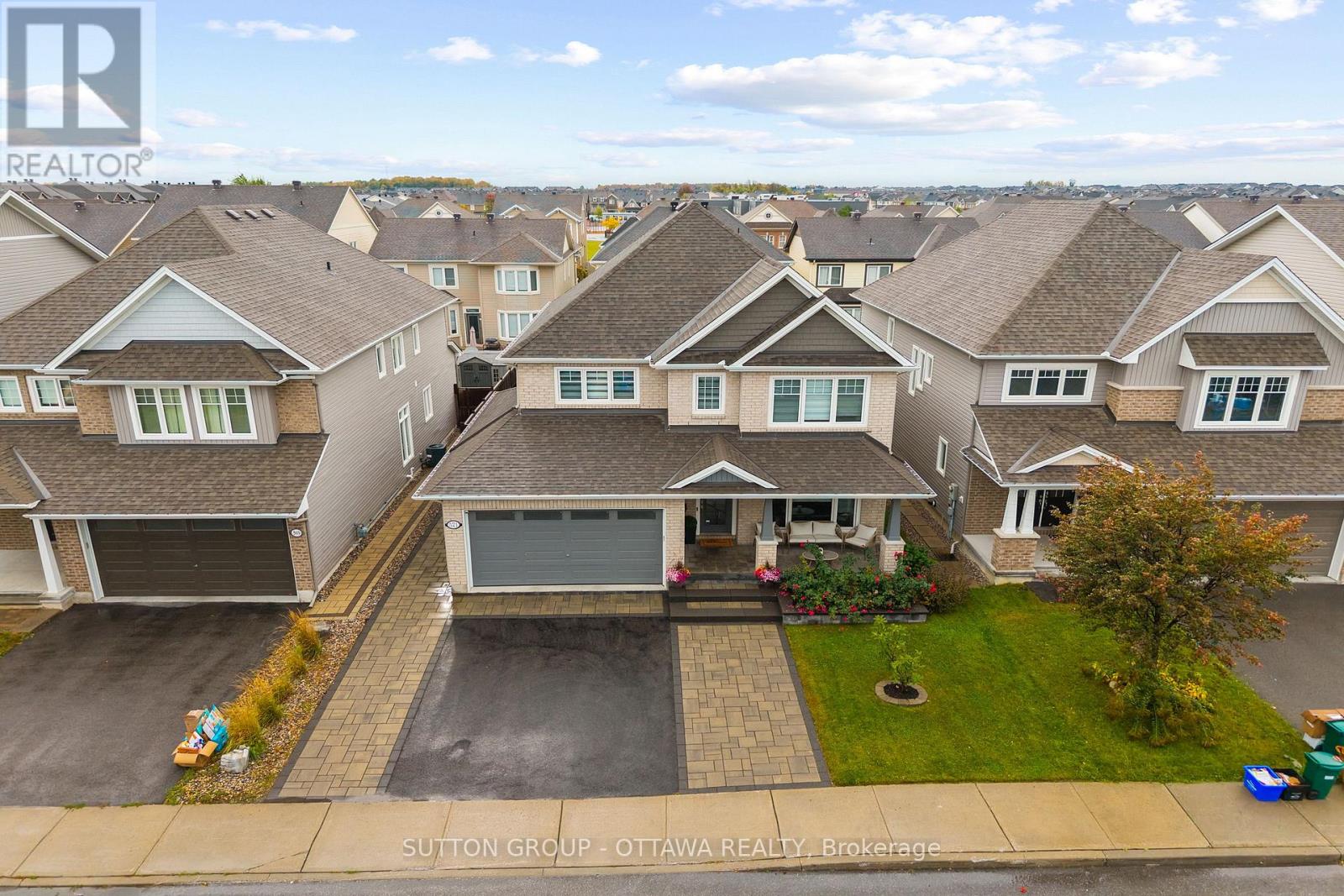 571 EGRET WAY