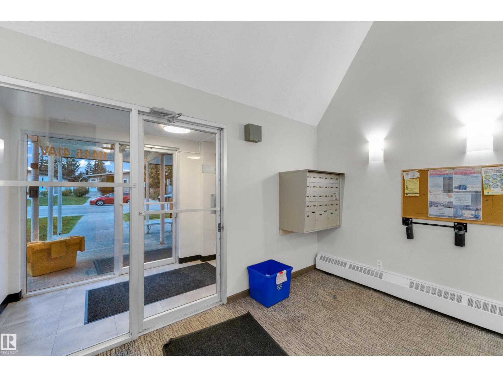 #104 11445 41 AV NW