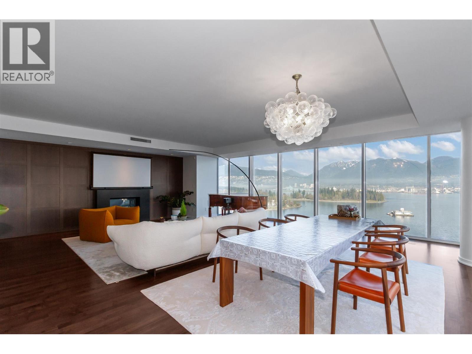 1902 1169 W CORDOVA STREET