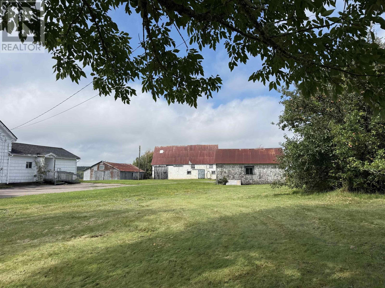 2195 Windham Hill Road