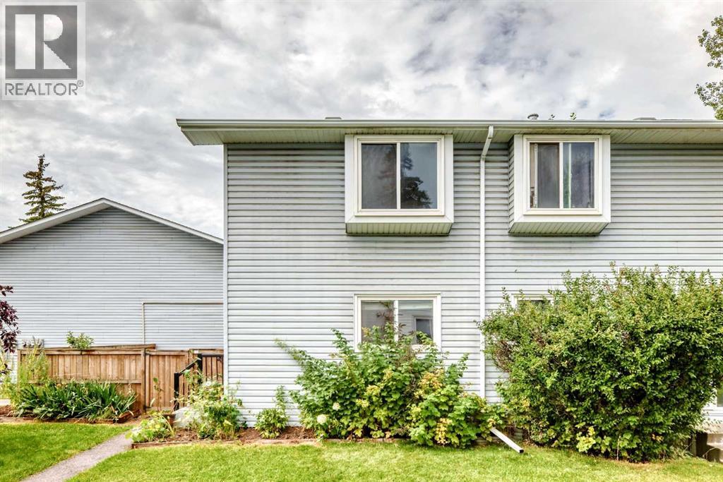 11, 4810 40 Avenue SW