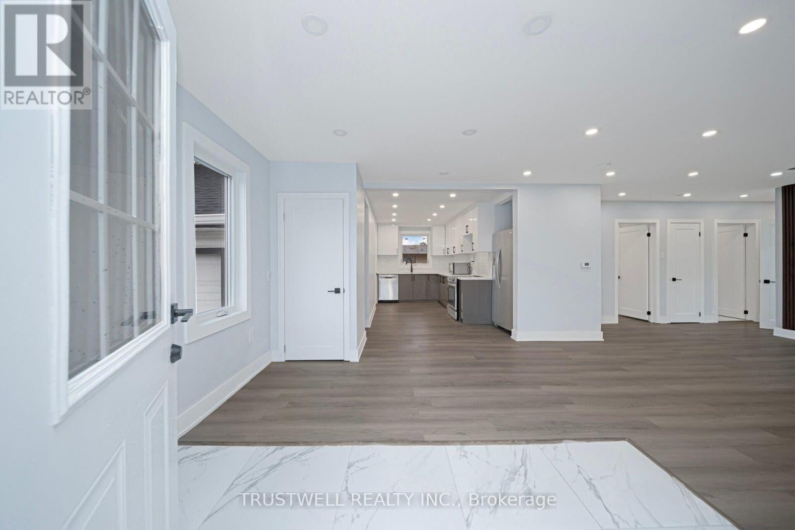 5 MEADOWVALE DRIVE