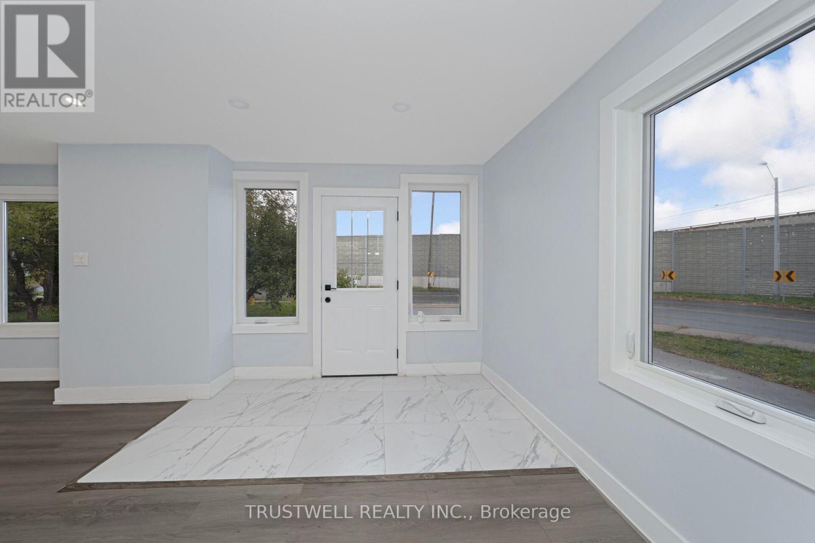 5 MEADOWVALE DRIVE
