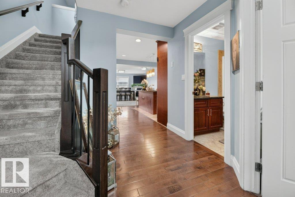 10724 72 AV NW