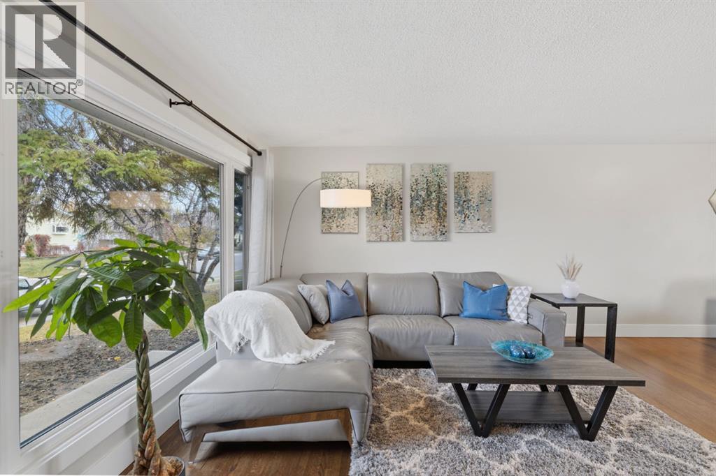 10015 Maplecreek Drive SE