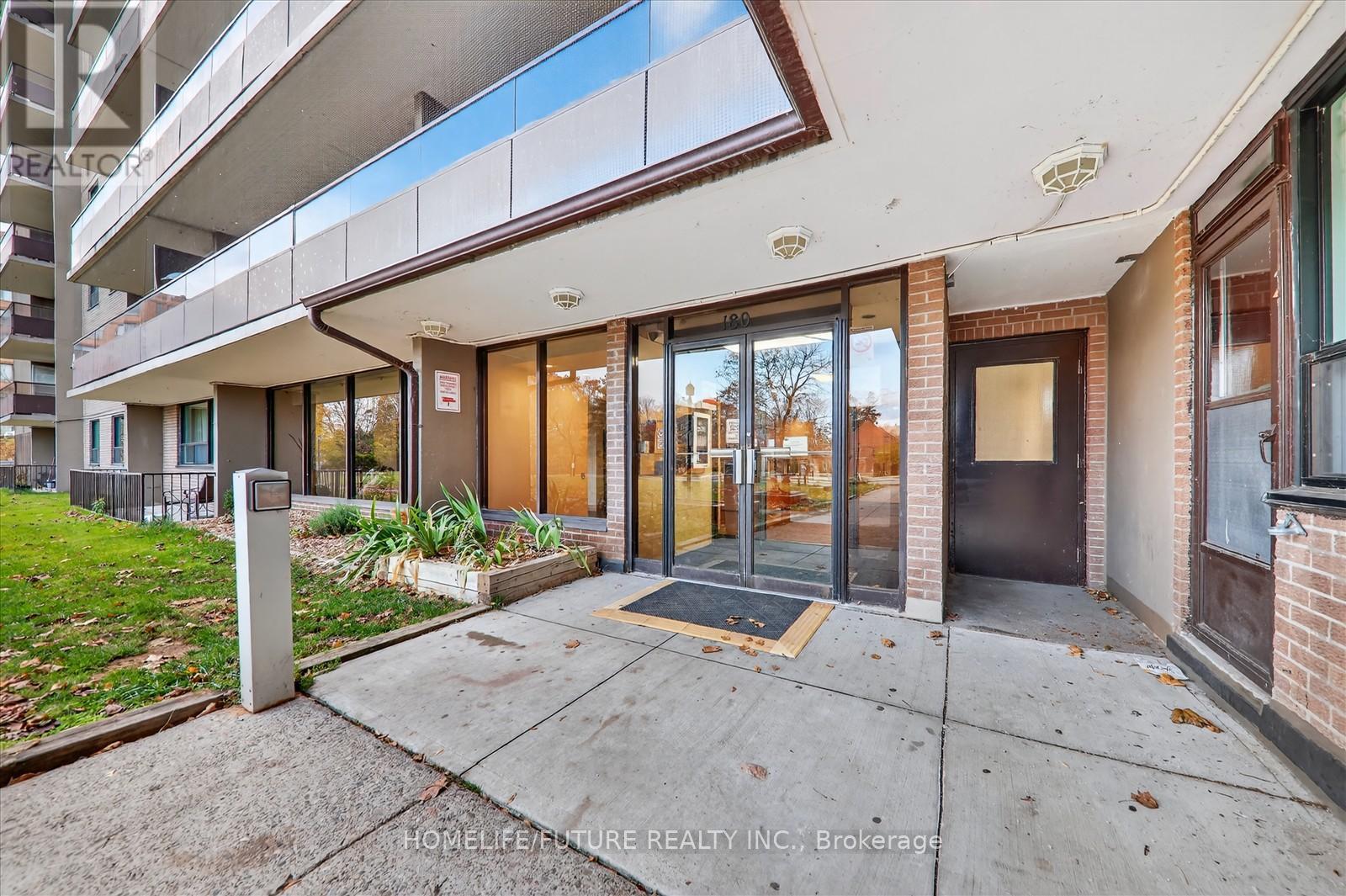 705 - 180 MARKHAM ROAD