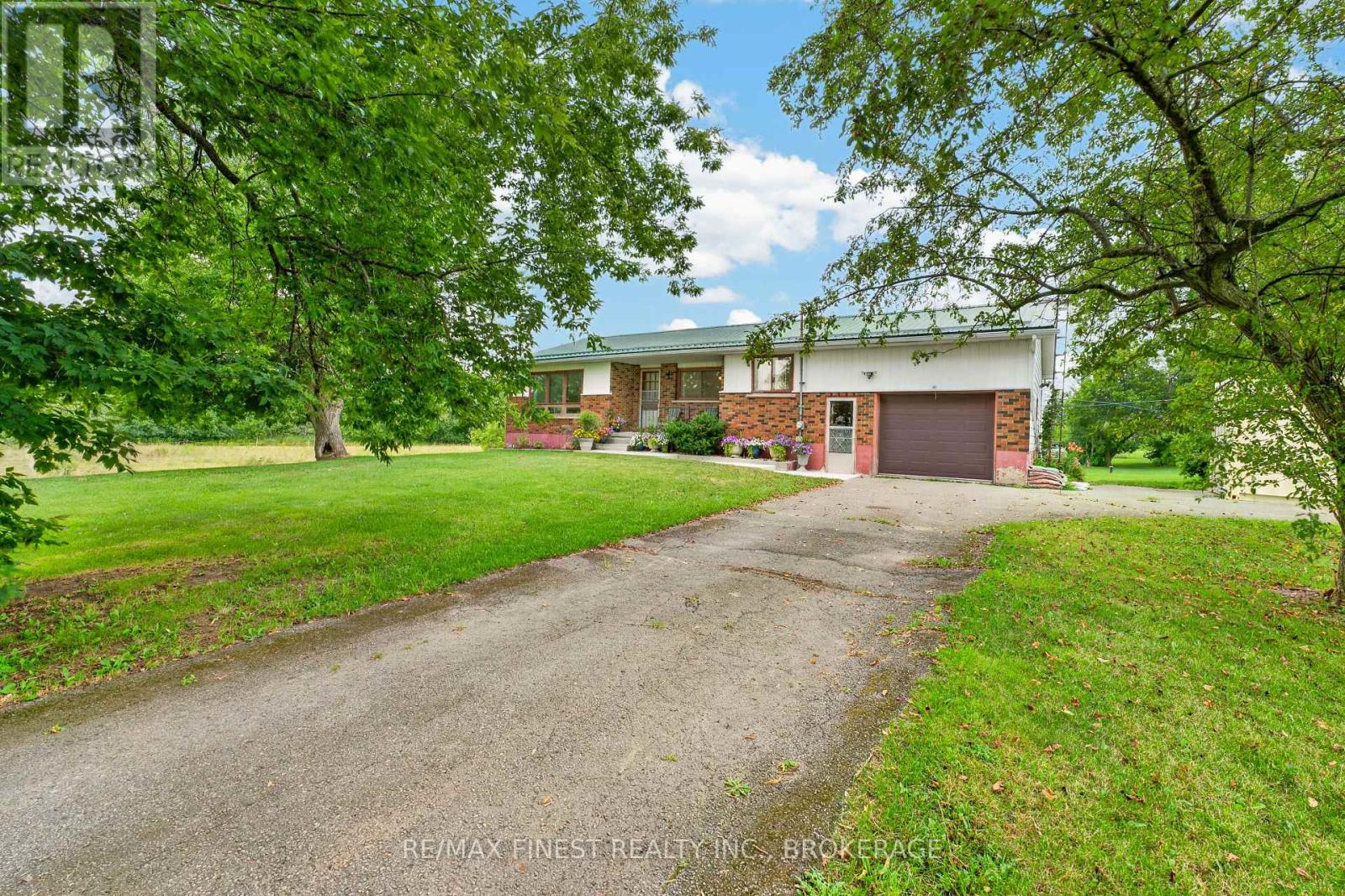 607 FITCHETT ROAD