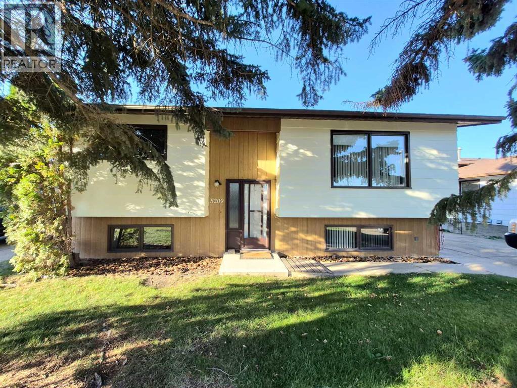 5209 40 AVENUE, TABER, AB T1G 1C6 - Image 1893102965.jpeg?d=l