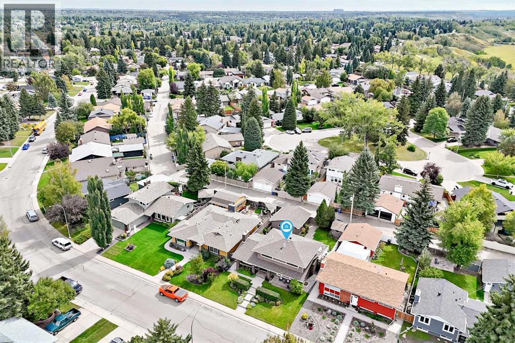 819 Parkwood Drive SE