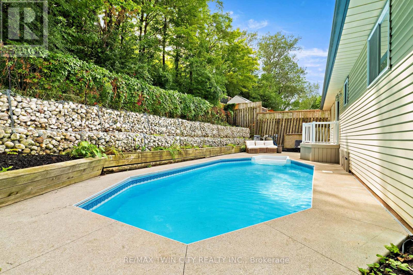 57 YELLOW BIRCH DRIVE