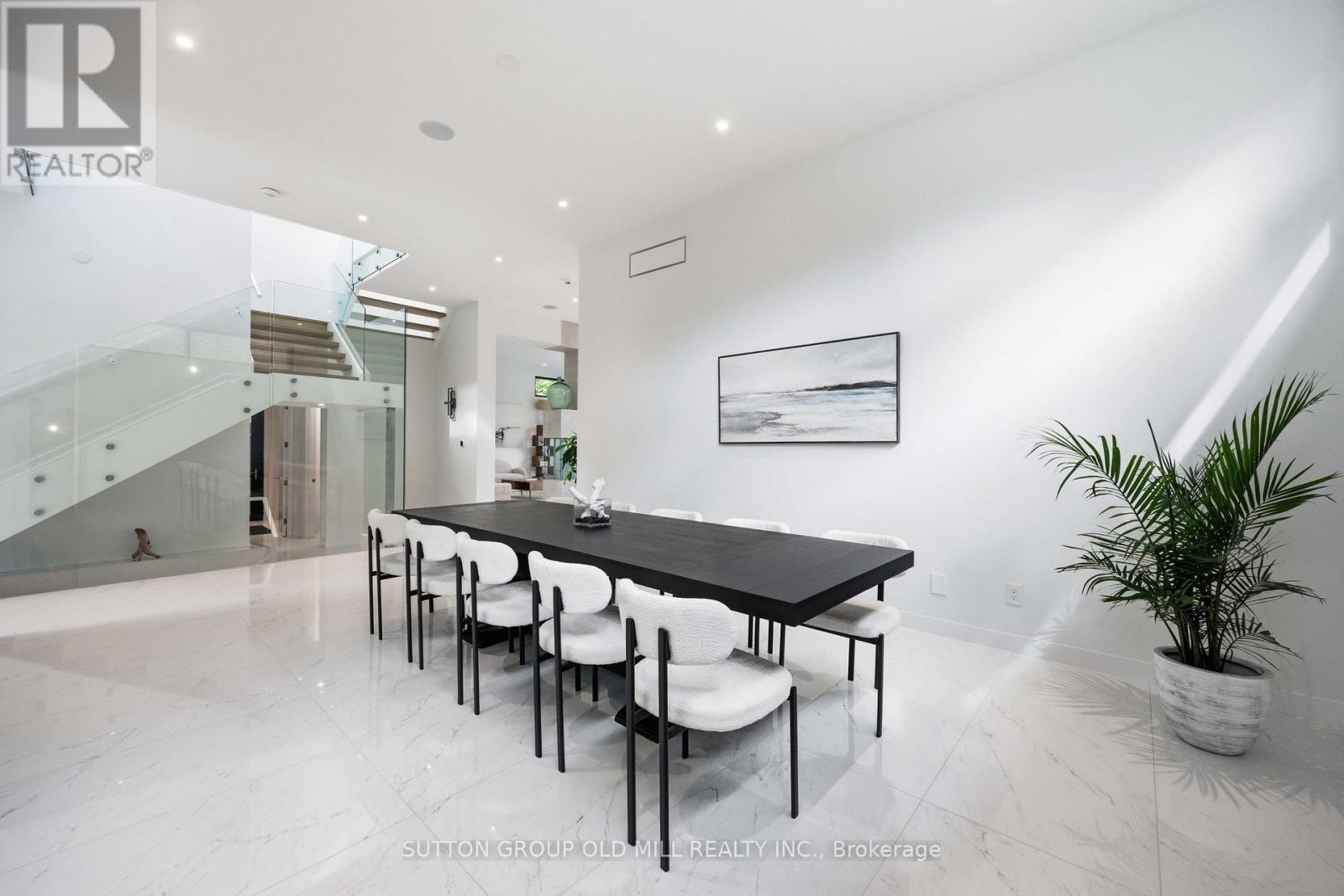 18 HERNE HILL