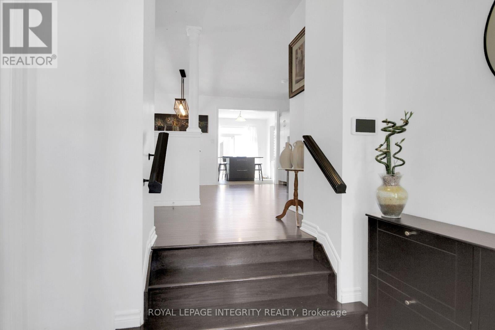 622 SILVER SPRUCE WAY