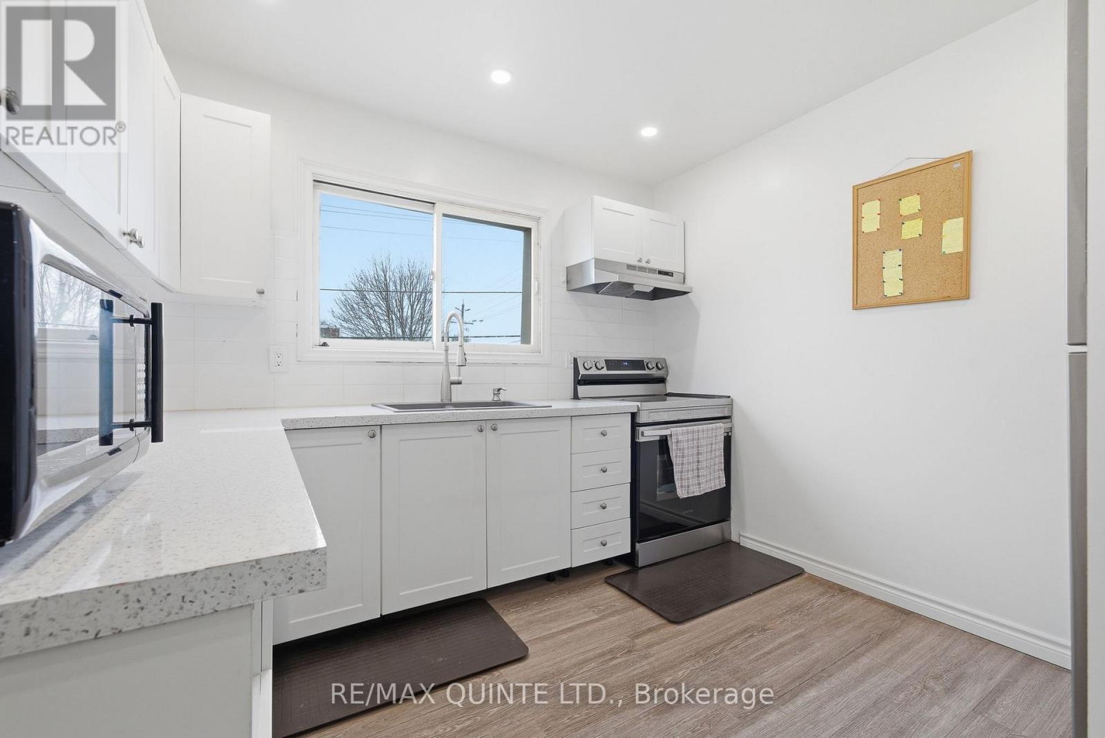 2 - 99 DUNNETT BOULEVARD