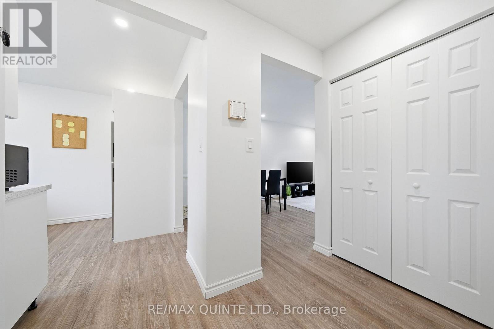 2 - 99 DUNNETT BOULEVARD