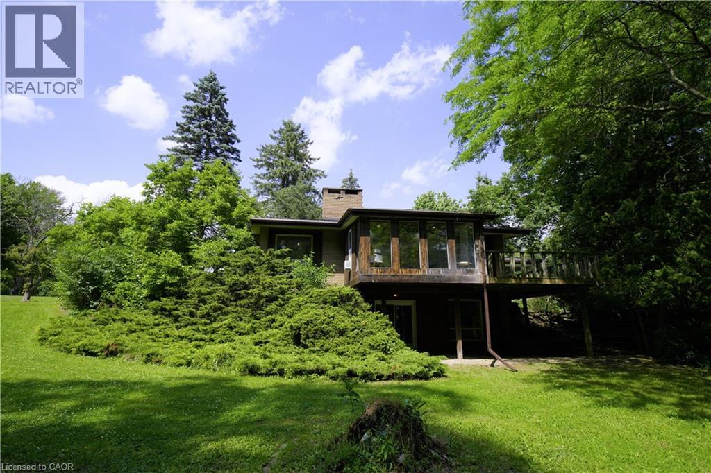 560 CRANE Court