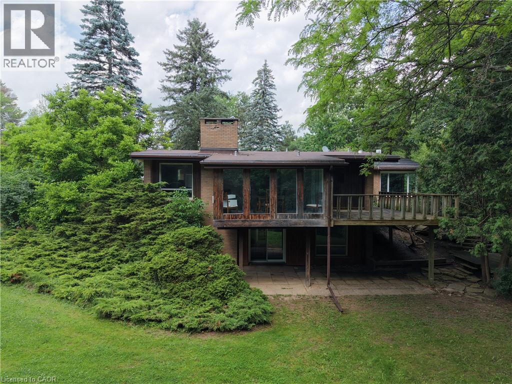 560 CRANE Court