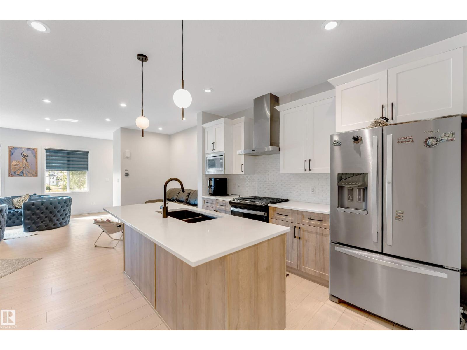 1263 Watt DR SW