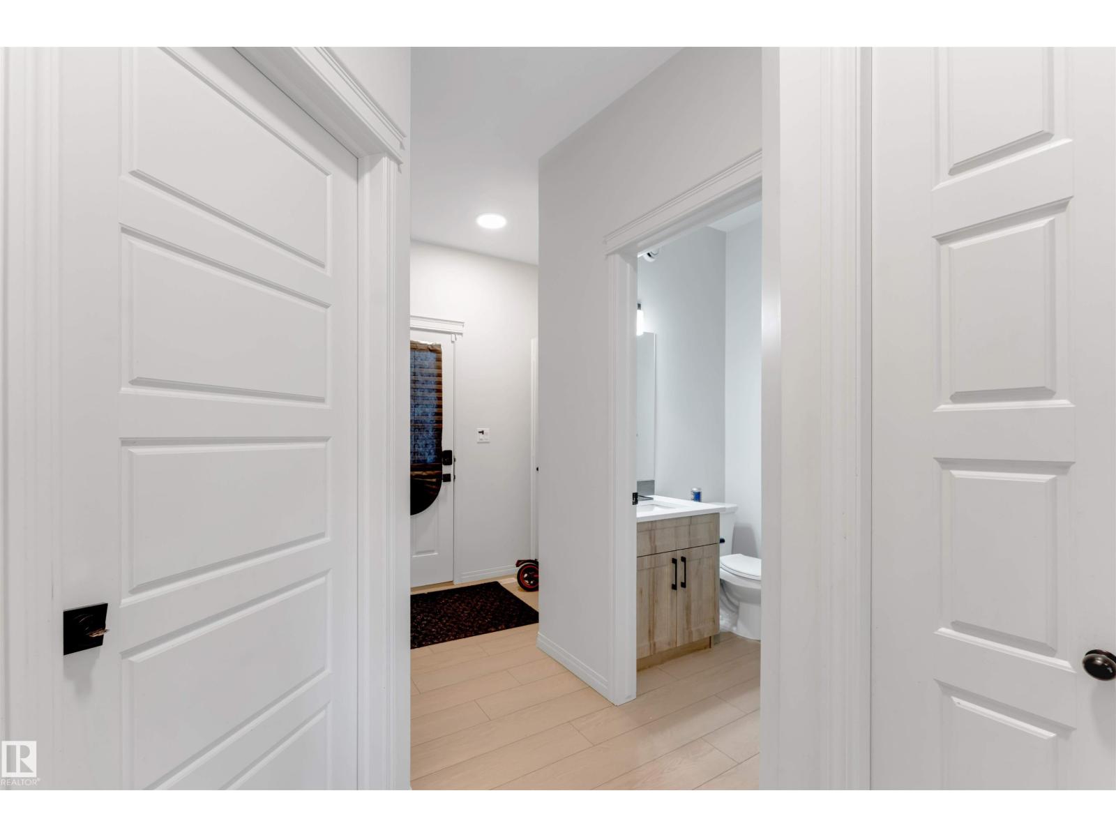 1263 Watt DR SW