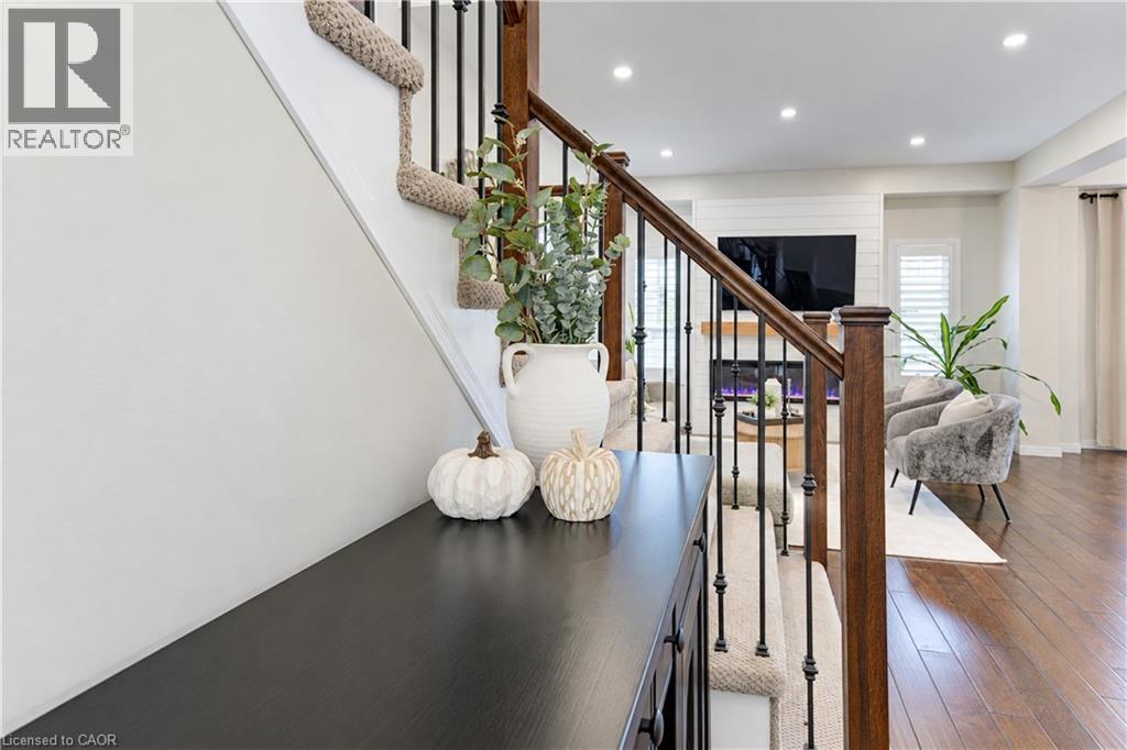 541 BRITTANIA Crescent