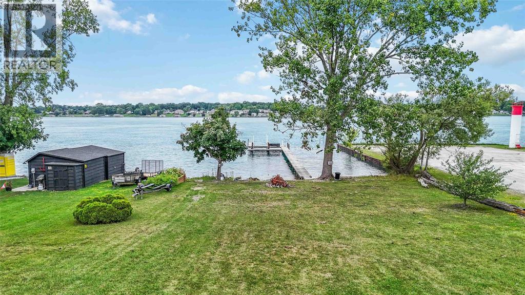 1202 ST.CLAIR PARKWAY