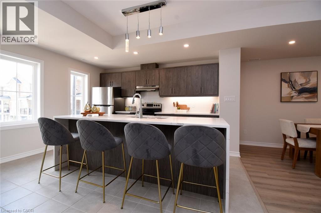 677 PARK Road N Unit# 2