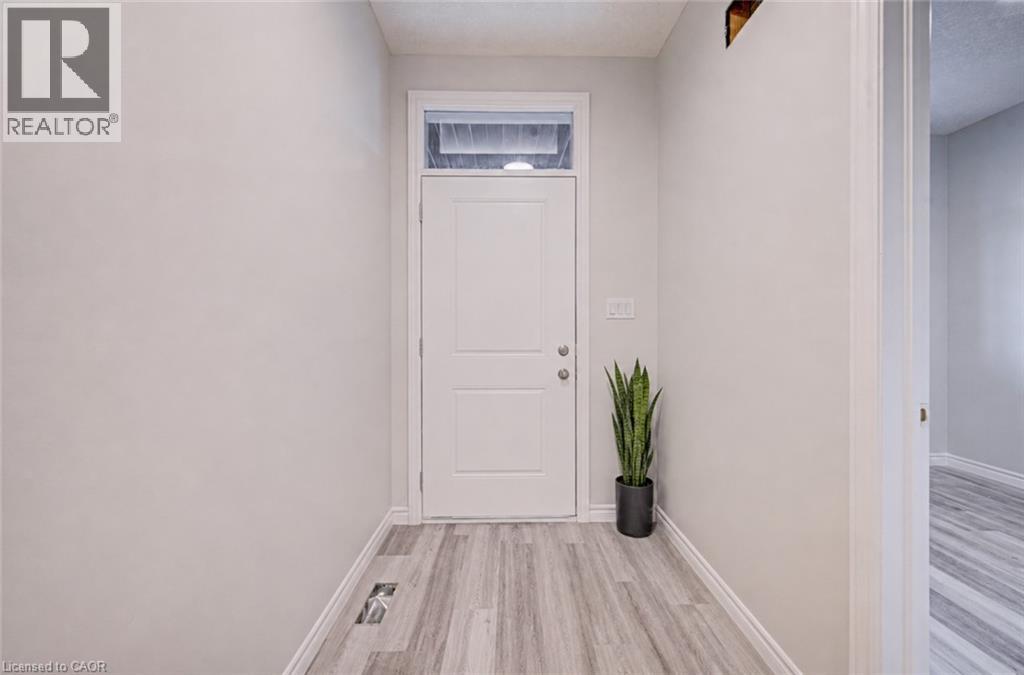 44 MAIN Street E Unit# 19