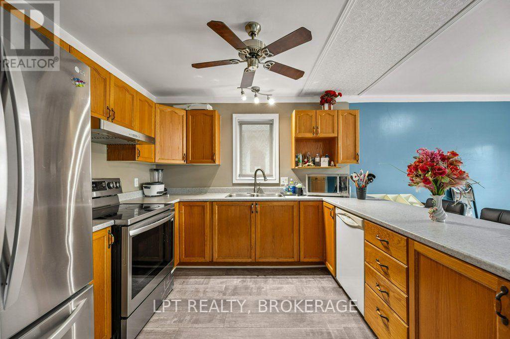 8 WILFRED CRESCENT