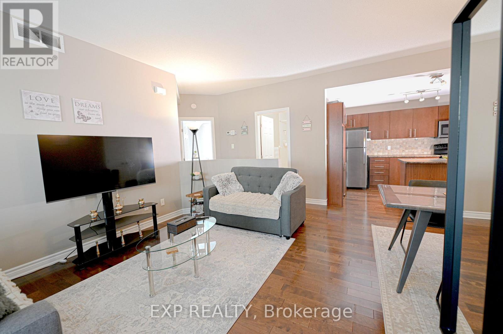 G - 1113 STITTSVILLE MAIN STREET N