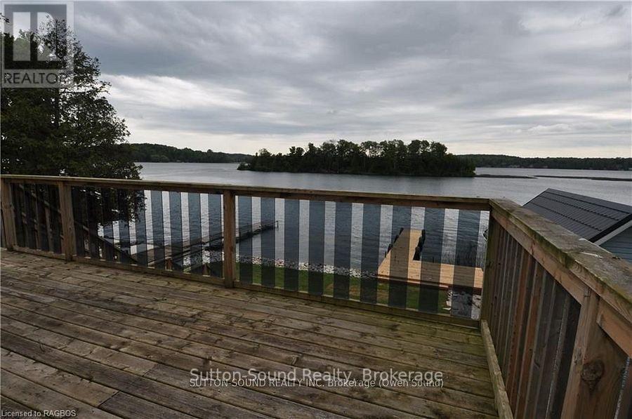 38 ISLAND VIEW DRIVE