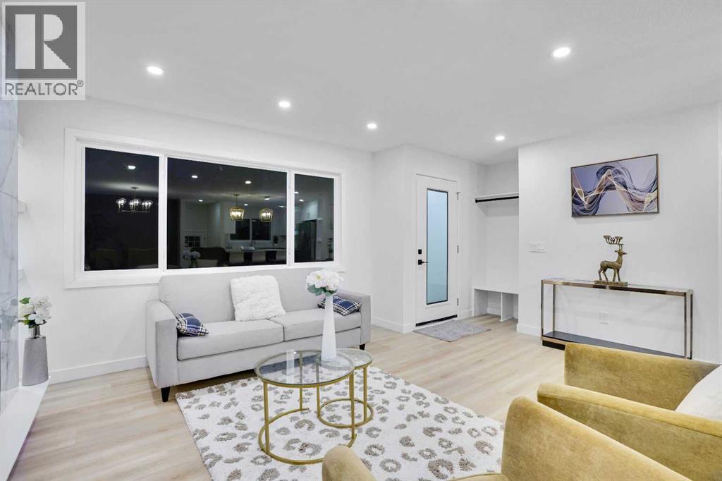 52 Franklin Drive SE