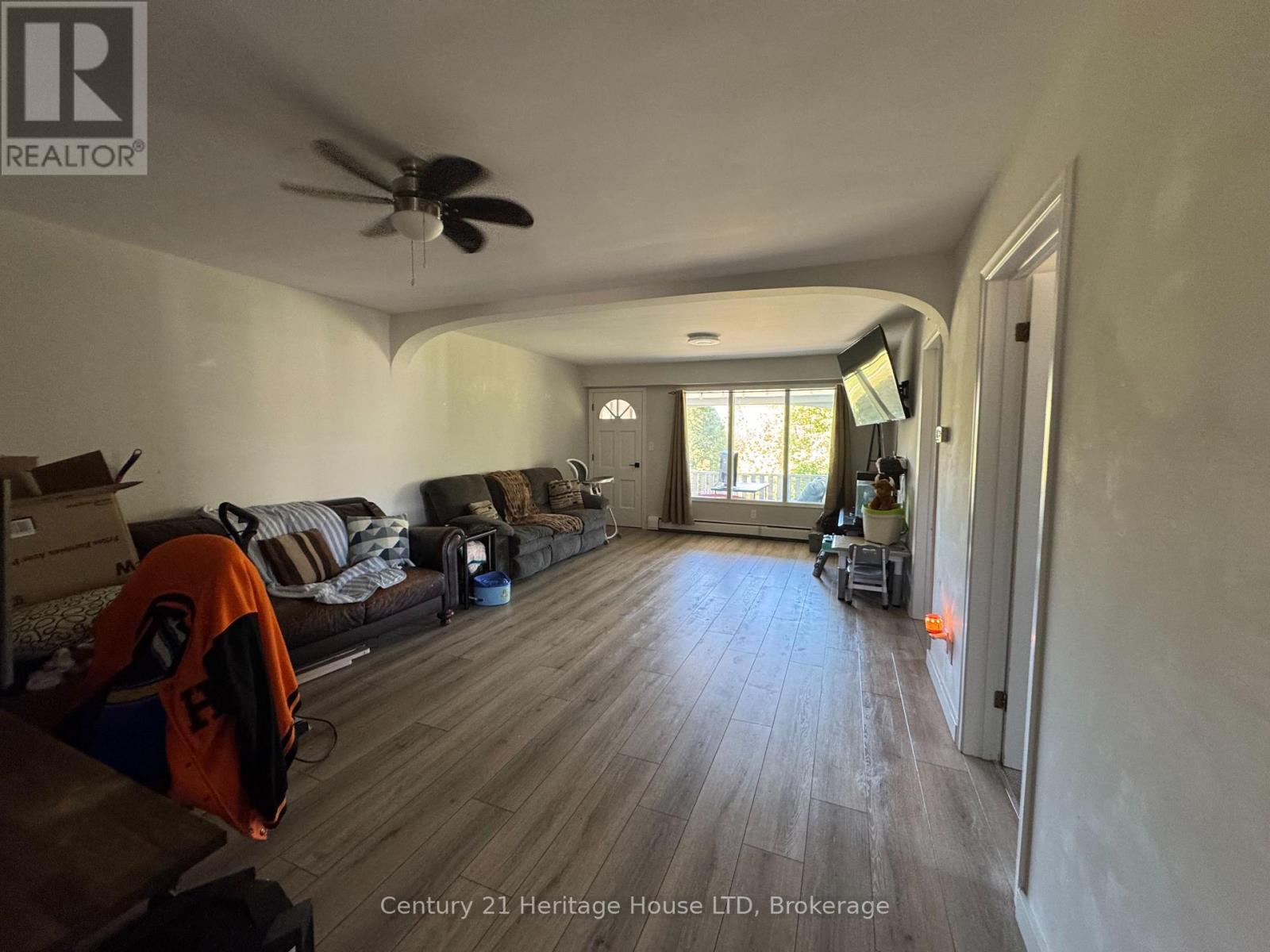 UNIT 1 - 1022 RIDGE ROAD