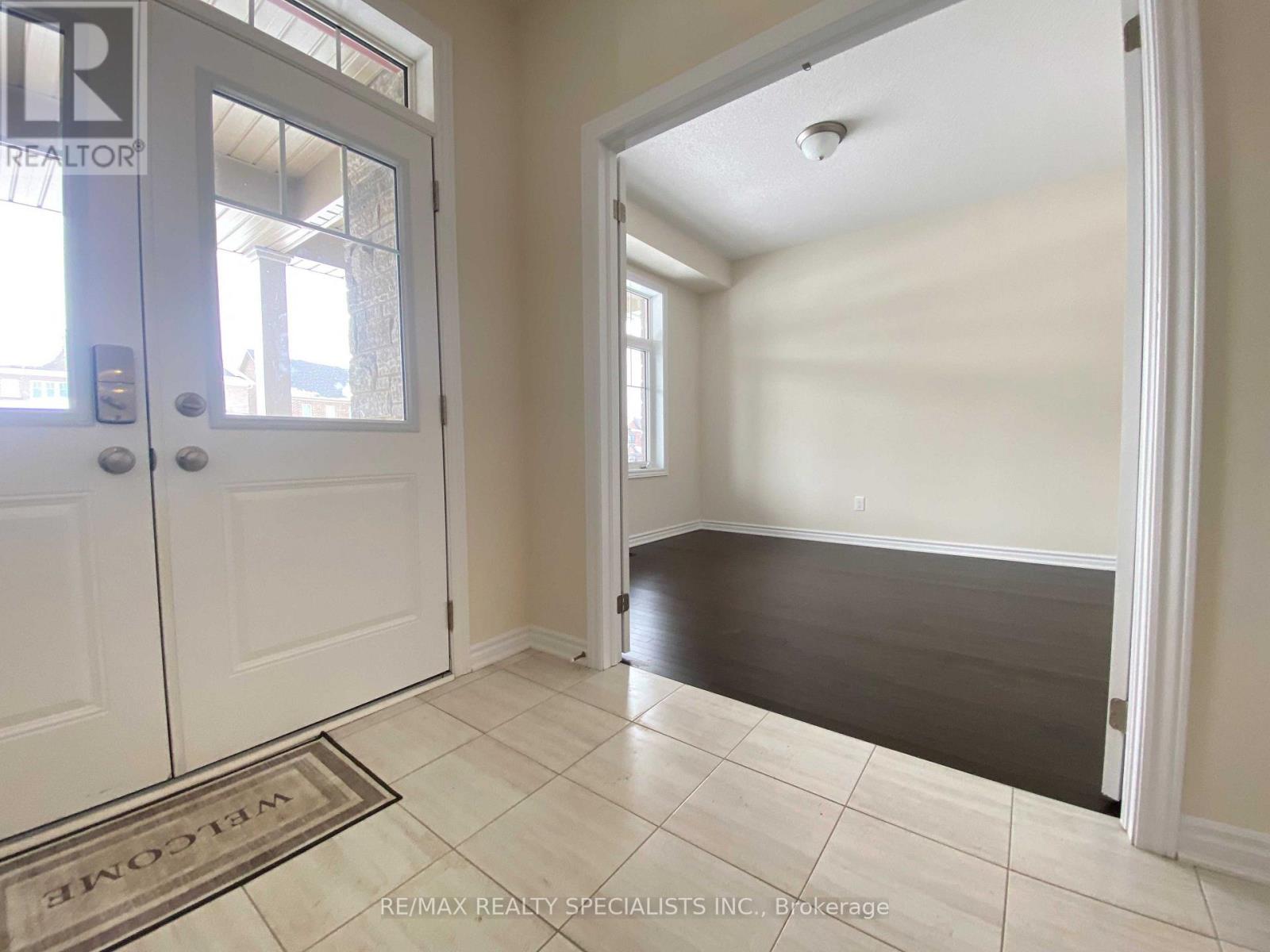 17 ORIOLE CRESCENT