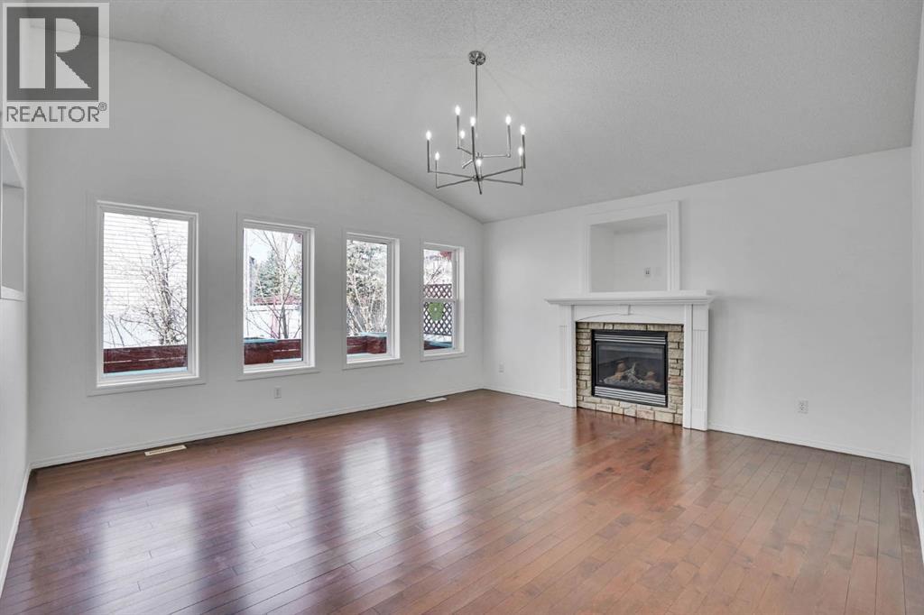 89 Everoak Drive SW