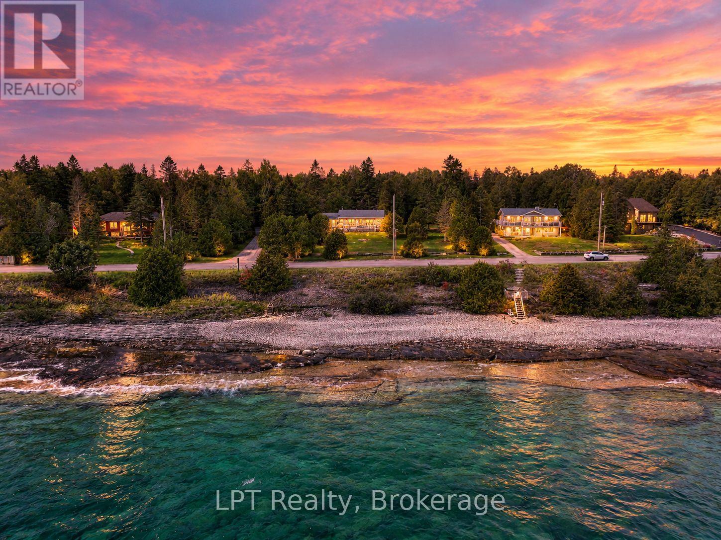 317 ISTHMUS BAY ROAD