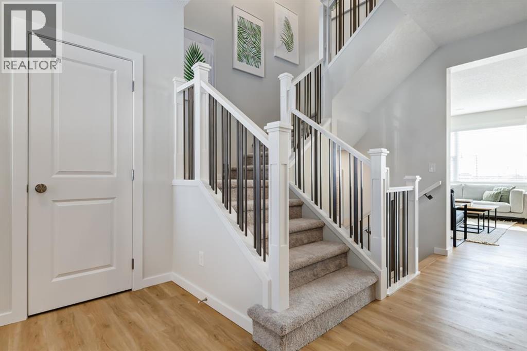 79 Creekside Rise SW