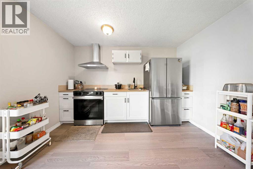 32 Shawmeadows Road SW