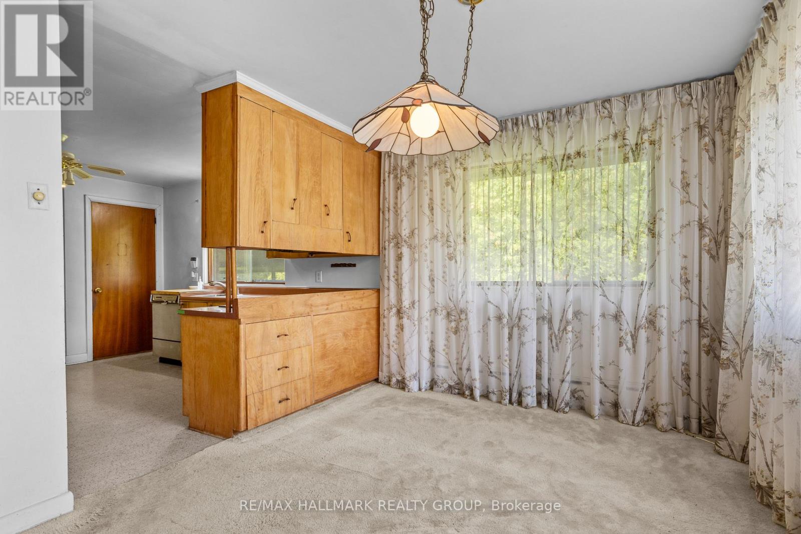 492 VERNON AVENUE