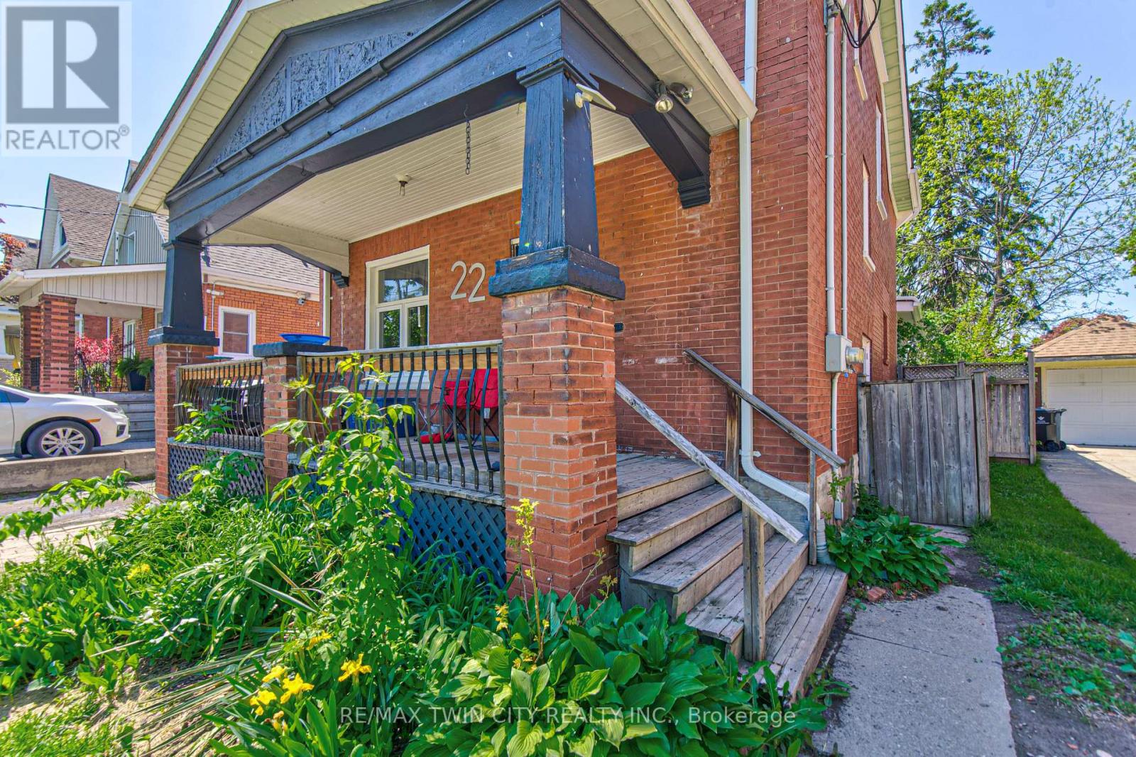 22 HERLAN AVENUE