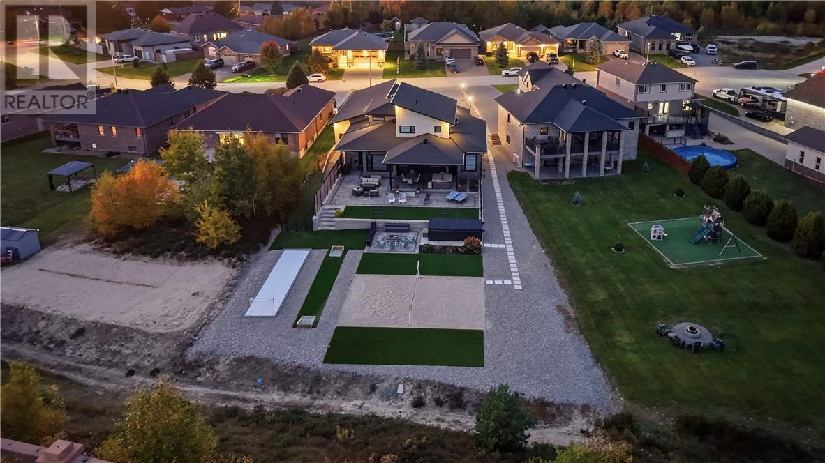 41 Greenway Drive