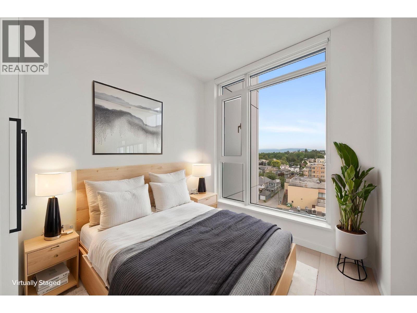 702 8415 GRANVILLE STREET