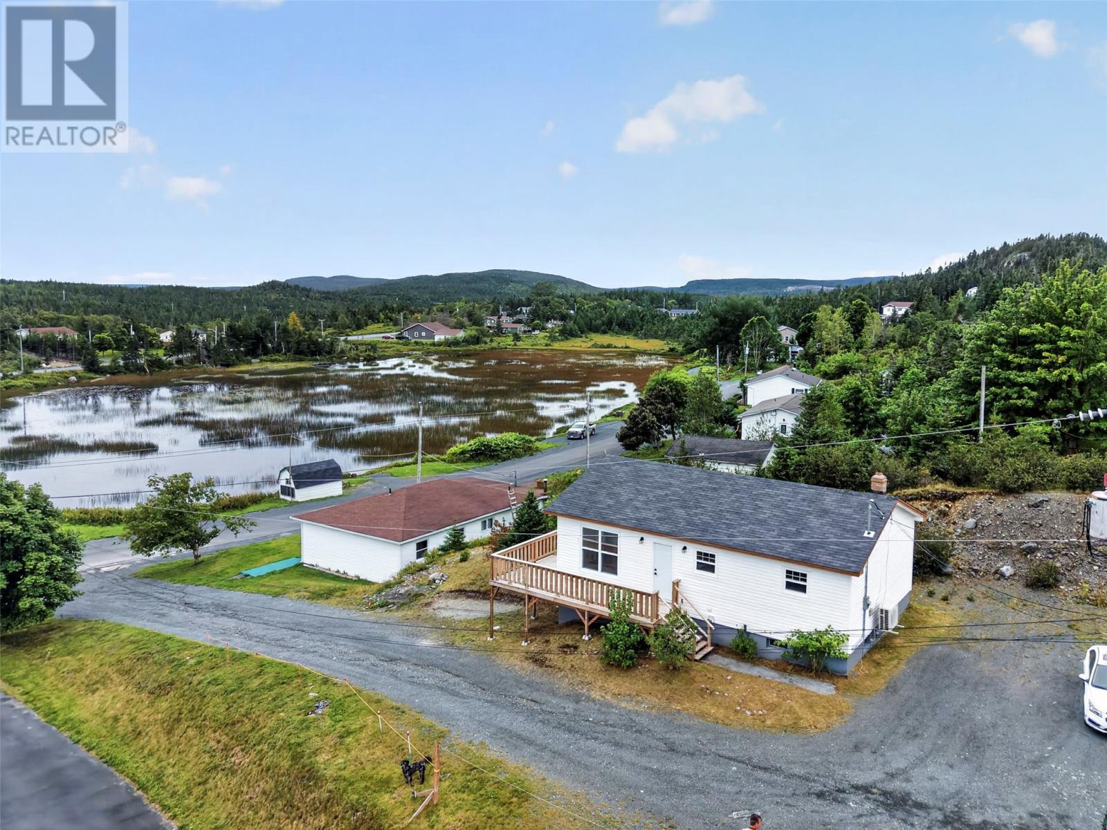 18 Rocky Pond Road