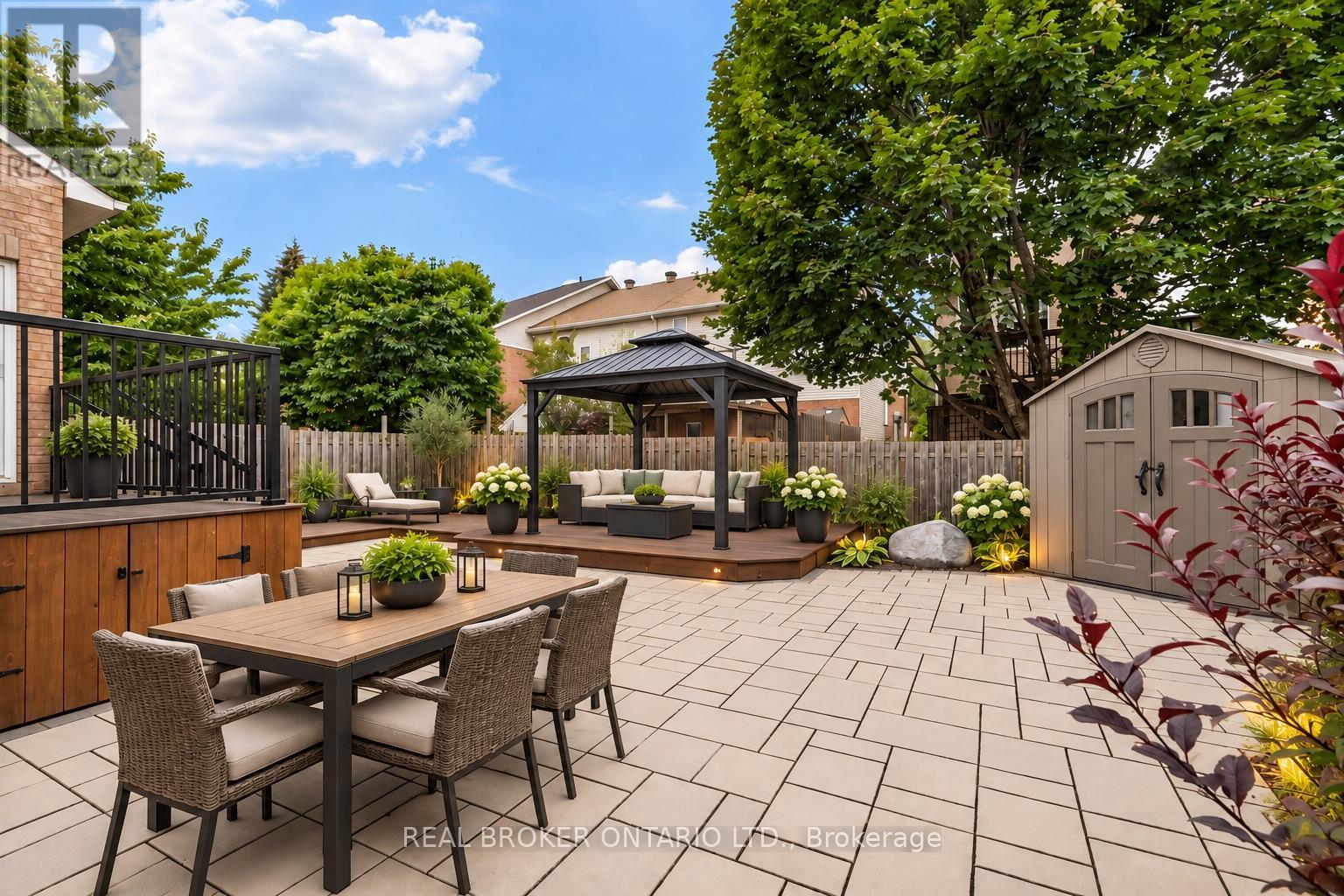 132 MACASSA CIRCLE