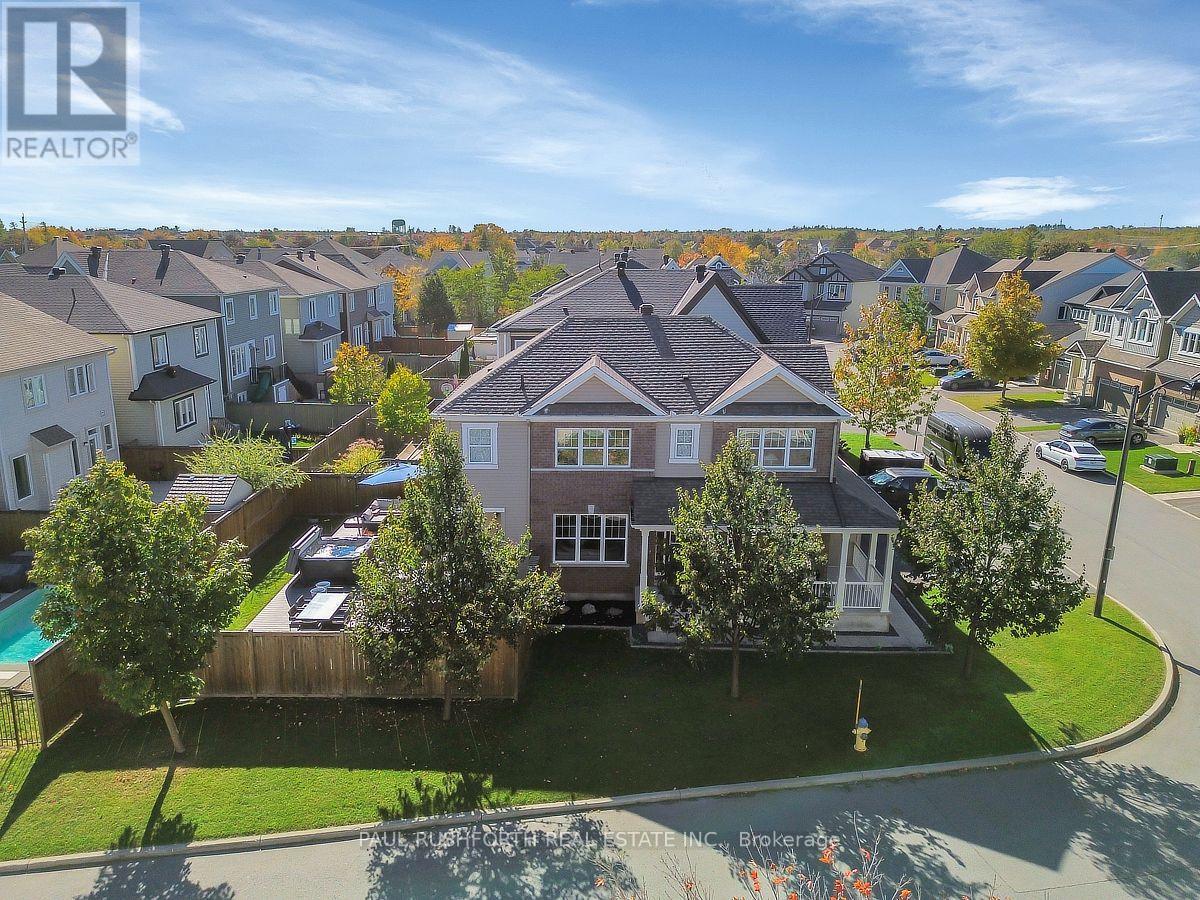 27 ESCALLONIA COURT