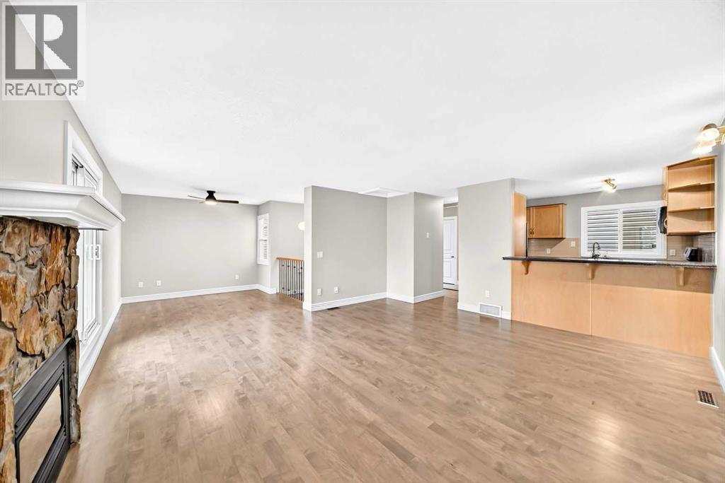 225, 33 Glamis Green SW