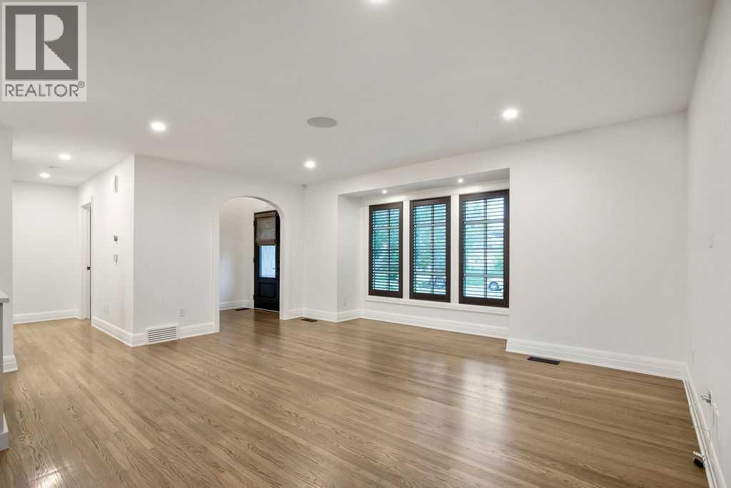 256 Westminster Drive SW